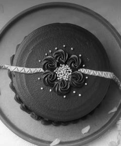 Chocolate Rakhi Cake 1 (500 Gm)