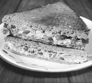 Veg Mayo Toast Sandwich