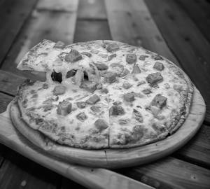 Peri Peri Paneer Tikka Pizza