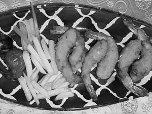 Golden Saffron Prawns 6 Pcs- Persian With Fries