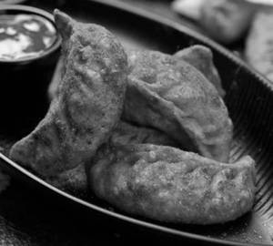 Paneer Peri Peri Momos