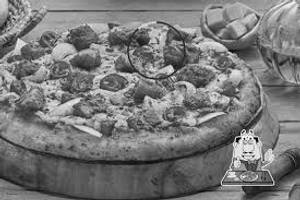 Chicken Tikka Pizza  