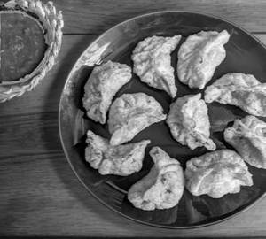 Paneer Fried Momos [6 Pieces]