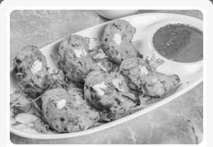 Chicken Afghani Tandoori Momos (6 Pcs)