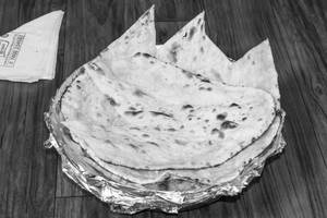 Tandoori Roti (1 Pc)