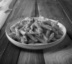 Spicy tomato sauce pasta (red)