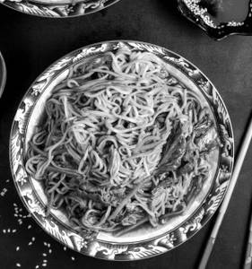 Chilli garlic noodles