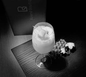 Mono 303 (Pineapple Juice)