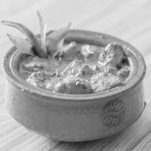 Chicken handi c
