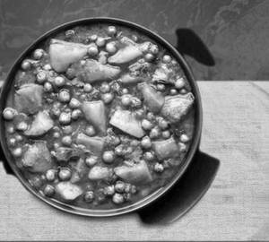 Aloo Matar Gravy