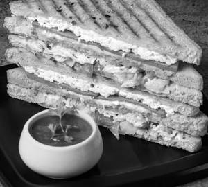 Grilled Paneer Sandwich