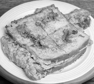 Bread omelette