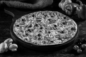 Craft Your Own Veg Pizza