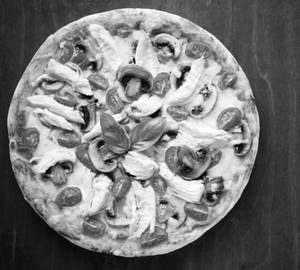 Earthy Crunchy Treat Pizza