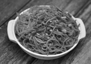 veg schezwan noodles