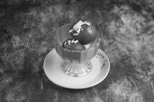 Hot Gulab Jamun(2pcs)