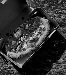 Hot Spot Veg Pizza (4 Slices)