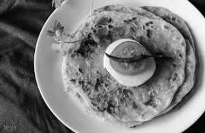 Aloo Pyaz Paratha