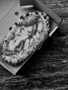 Classic Margherit Pizza (4 Slices)