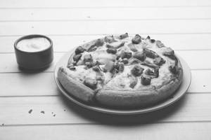 Paneer tikka pizza