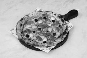 Onion Capsicum Pizza (Neopolitan Style) [11 Inch]