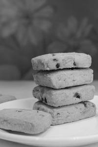 Karachi Fruit Biscuit