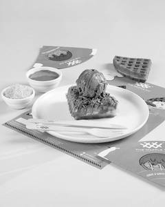 Pistachio Kunafa Waffle