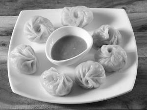 PANEER STEAM Momos