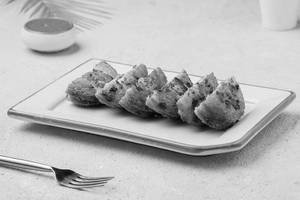 Stuffed Rangoli (cheese Capsicum) (6 Pcs)