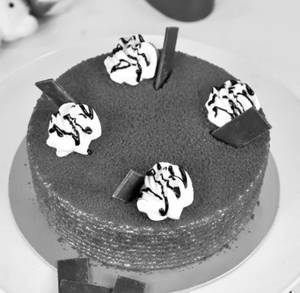 Kitkat Redvelvet Cake