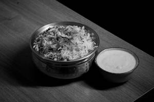 Veg Biryani With Raita