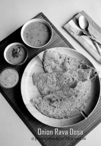 Rava Onion Butter Paneer Dosa