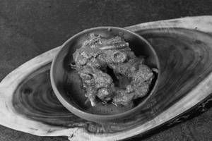 Kancha Lanka Dhonepata Mutton(4 Piece)