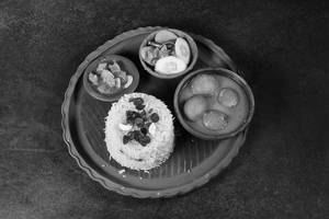 Chanar Dalna With Pulao Combo