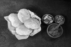 Luchi With Chicken Combo