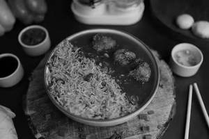 Fried Rice With Manchurian Gravy