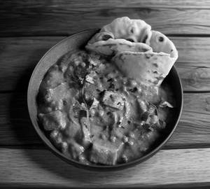4 Chapati with Paneer Curry