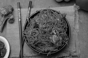 Chicken Shezwan Noodles.