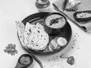 Dal Tadka With Bread