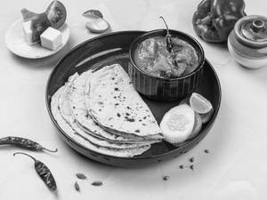 Kadhai Paneer With Bread
