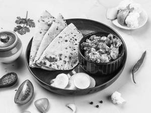 Aloo Gobhi Dry With Bread