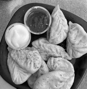 Steam Momos 6 Pcs
