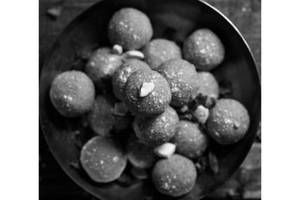 Chana Dal Pinni