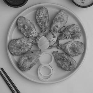 Paneer Afghani Momos Dry ( 8 Pcs )
