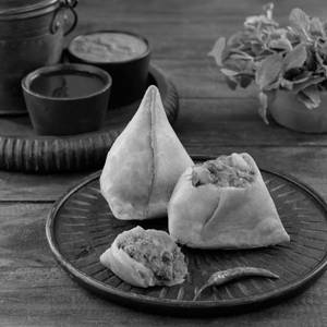 Mix Veg Samosa