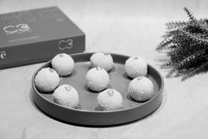 Coconut Ladoo