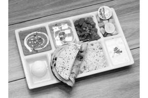 Deluxe Veg Thali