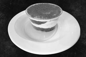 Red Velvet Mousse Cake [90 Gm]