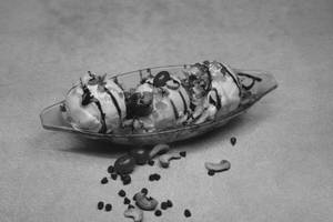 Dilkush Dessert