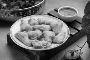 Cheese Pakoda (10 Pcs)